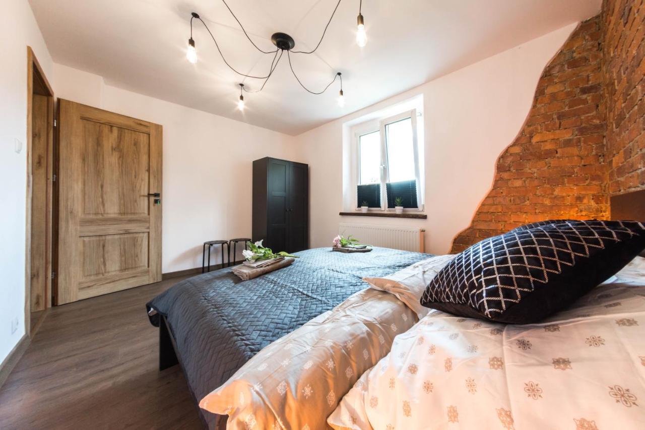 Apartament Wita Stwosza Jelenia Góra Exterior foto