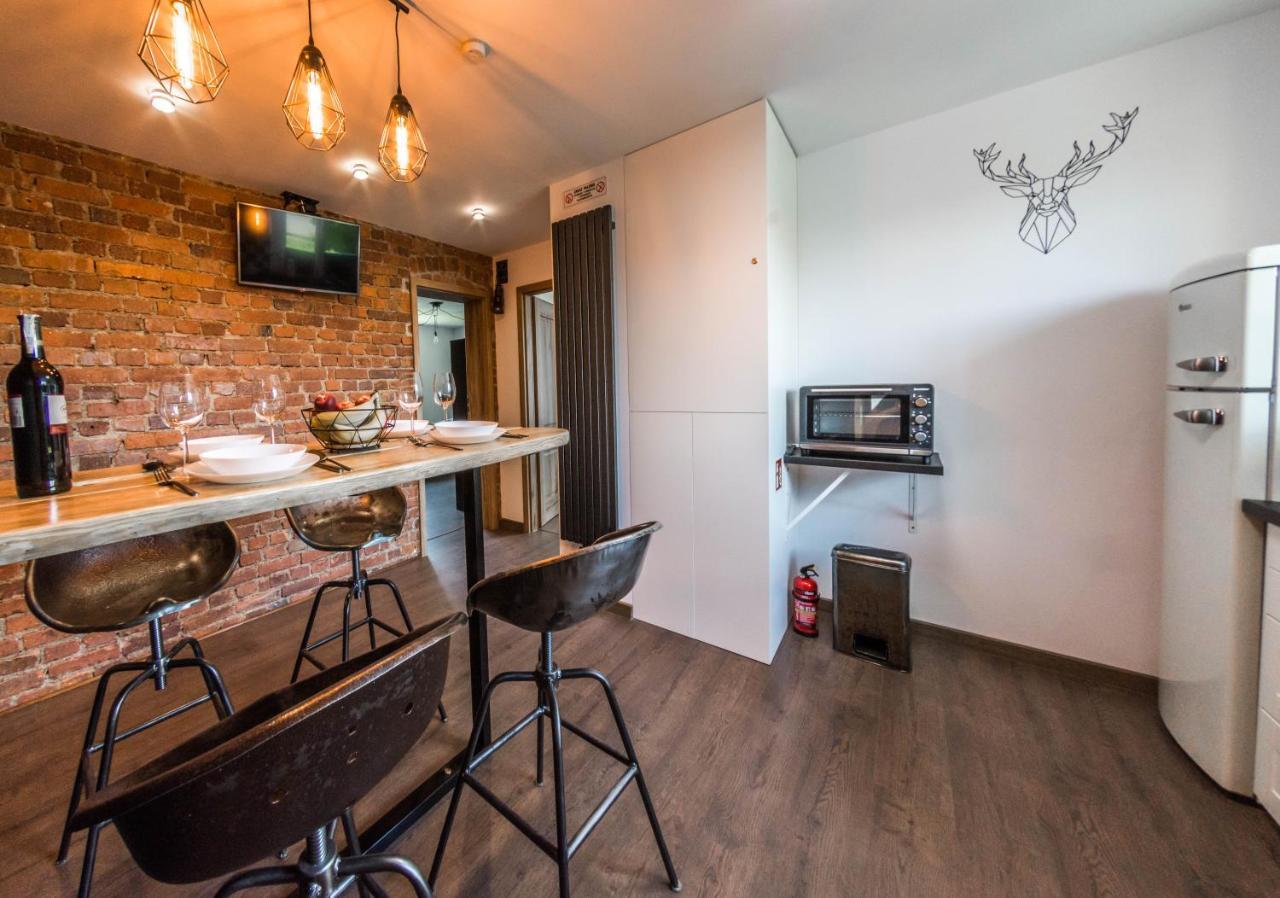 Apartament Wita Stwosza Jelenia Góra Exterior foto